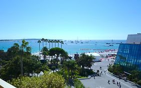 Cannes - Croisette - Palais Des Festivals